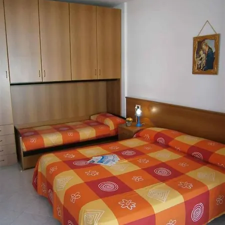 In 24411b * Bibione